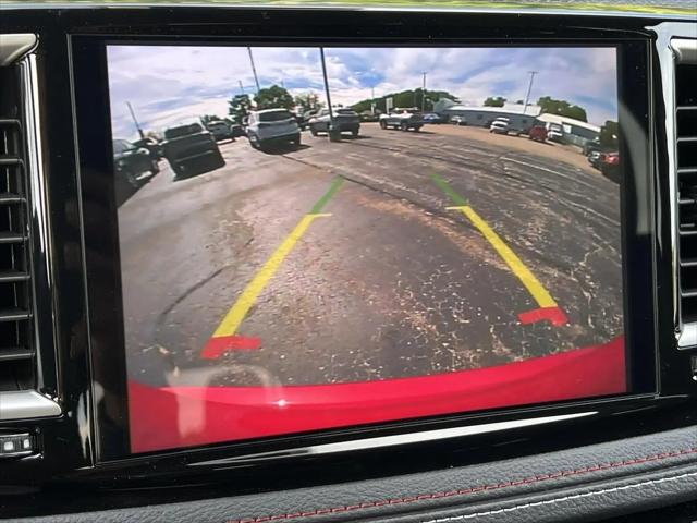 2027 Chrysler Pacifica Select AWD