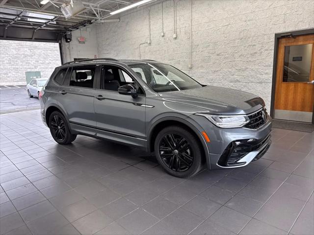 2022 Volkswagen Tiguan 2.0T SE R-Line Black for sale in Springfield, MO