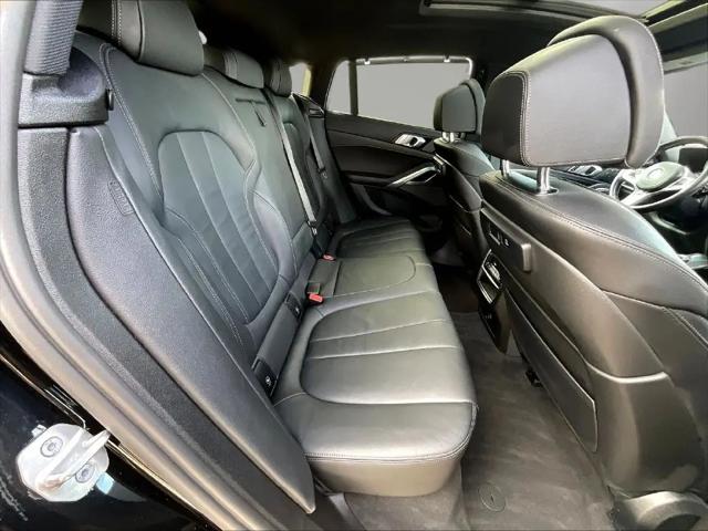 2021 BMW X6 M50i
