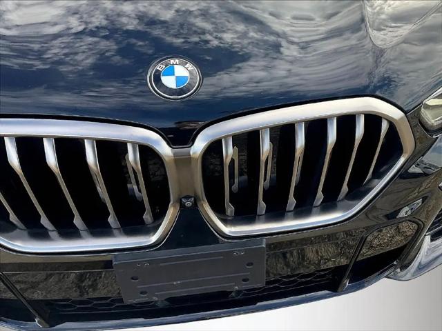 2021 BMW X6 M50i