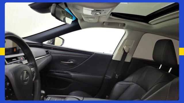 2021 Lexus ES 300h ES 300h