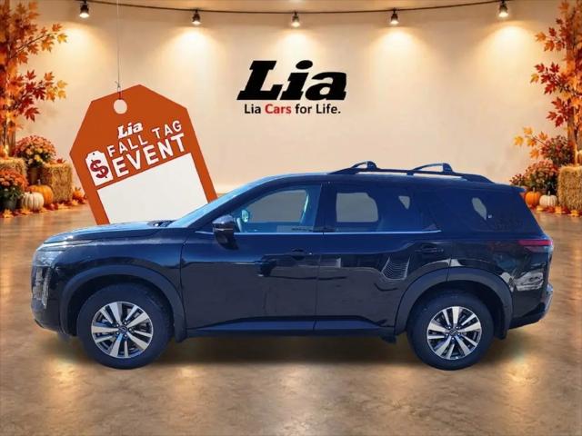 2026 Nissan Pathfinder SL