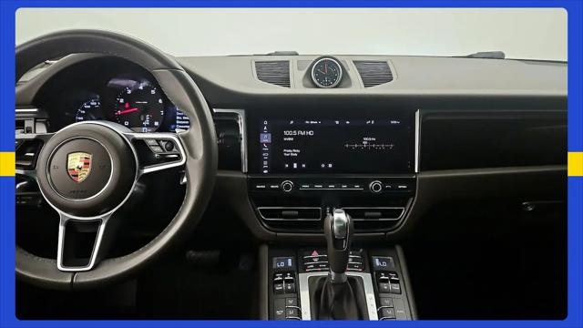 2021 Porsche Macan Macan