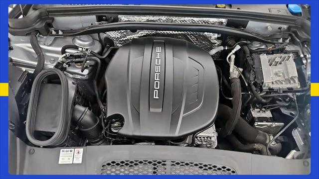 2021 Porsche Macan Macan