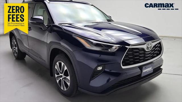 2022 Toyota Highlander XLE for sale in Schaumburg, IL