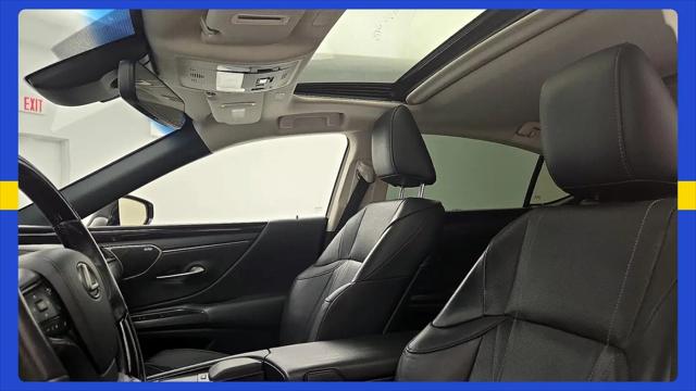 2021 Lexus ES 250 Luxury