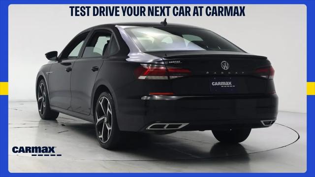 2021 Volkswagen Passat 2.0T R-Line