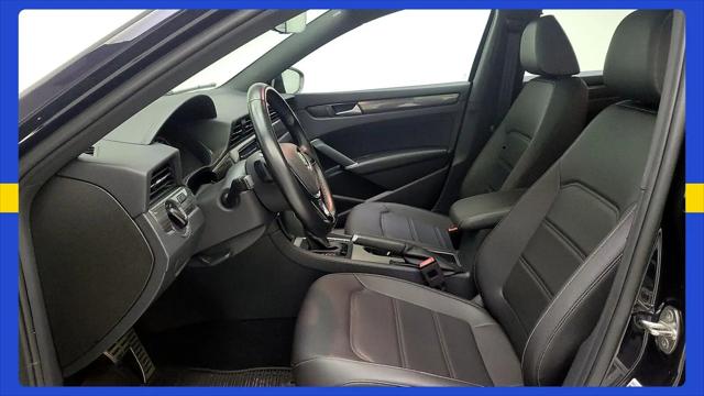 2021 Volkswagen Passat 2.0T R-Line