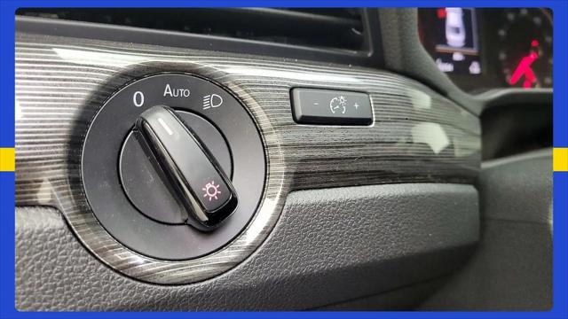 2021 Volkswagen Passat 2.0T R-Line