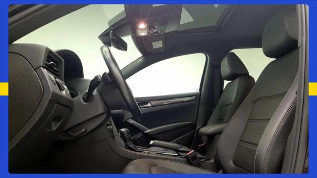 2021 Volkswagen Passat 2.0T R-Line