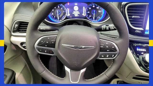 2024 Chrysler Pacifica Touring L AWD