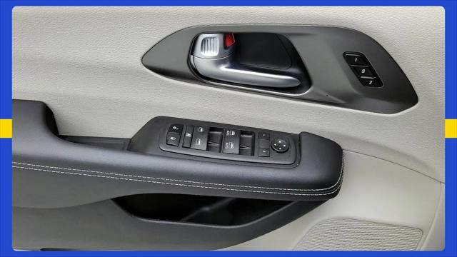 2024 Chrysler Pacifica Touring L AWD