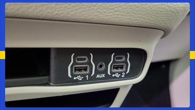 2024 Chrysler Pacifica Touring L AWD