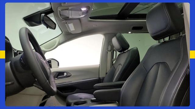 2024 Chrysler Pacifica Touring L AWD
