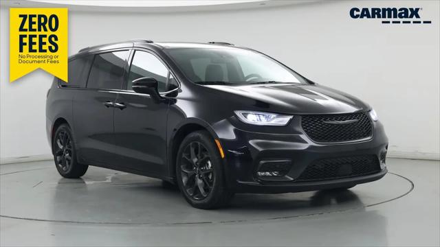 2023 Chrysler Pacifica Limited for sale in Oxnard, CA