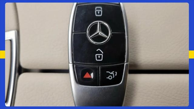 2017 Mercedes-Benz E-CLASS E 300 E 300
