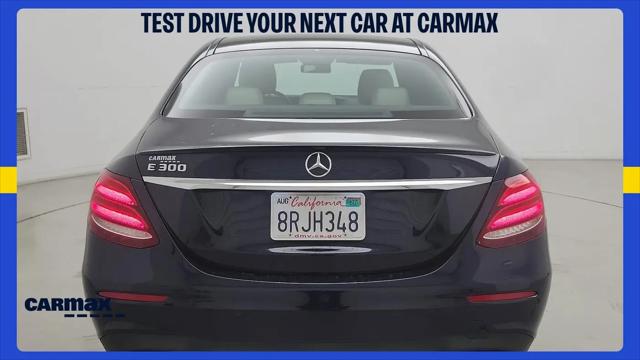 2017 Mercedes-Benz E-CLASS E 300 E 300