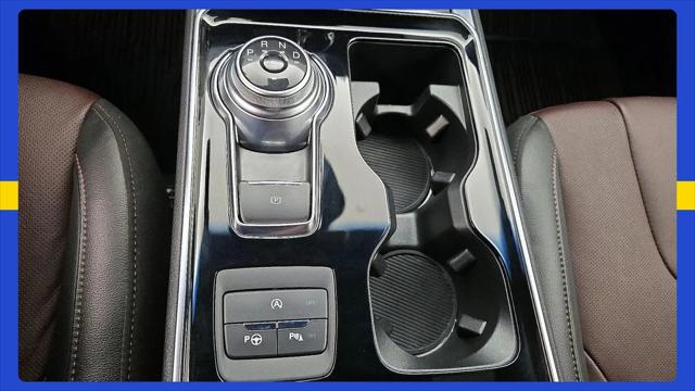 2020 Ford Edge Titanium