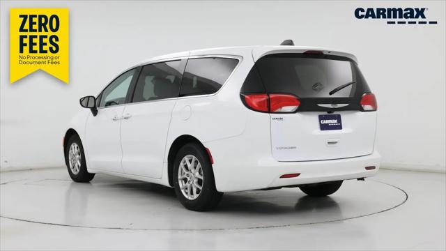 2023 Chrysler Voyager LX