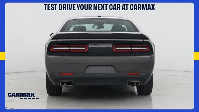 2022 Dodge Challenger SXT