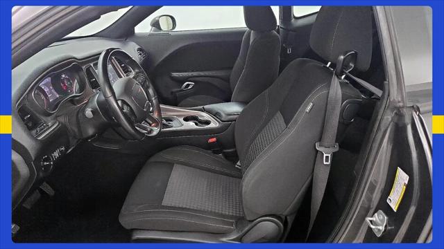 2022 Dodge Challenger SXT