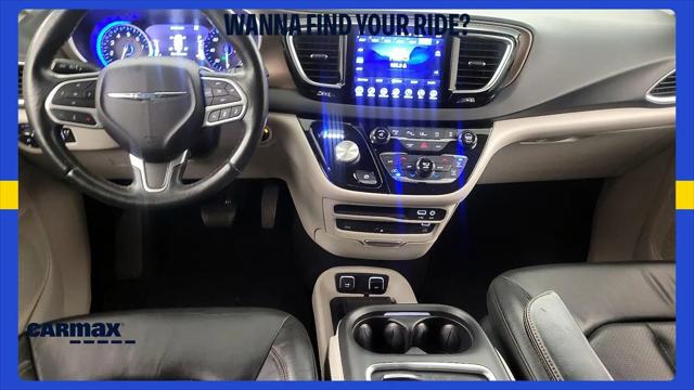2017 Chrysler Pacifica Touring-L Plus