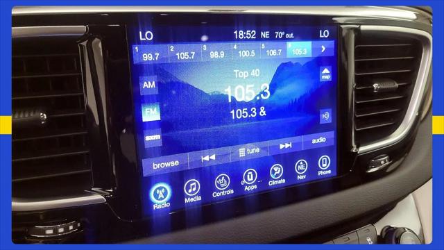 2017 Chrysler Pacifica Touring-L Plus