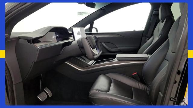 2023 Tesla Model X Standard Range