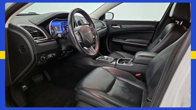 2016 Chrysler 300 Limited
