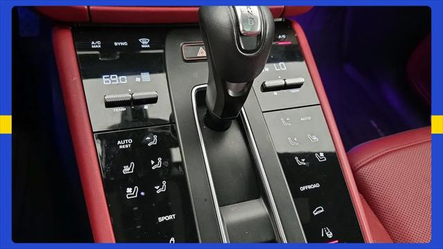 2022 Porsche Macan S
