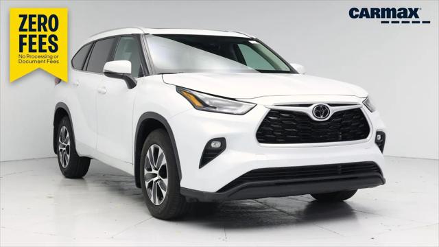2023 Toyota Highlander XLE for sale in Garland, TX