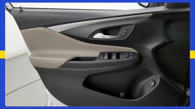 2024 Buick NV Avenir FWD
