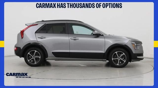 2025 Kia Niro SX