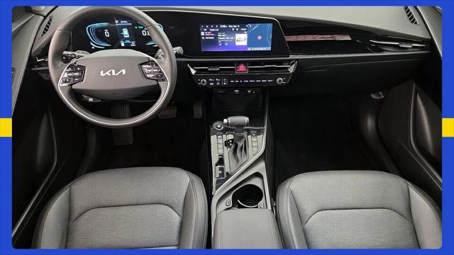 2025 Kia Niro SX
