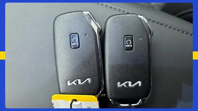 2025 Kia Niro SX