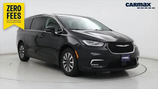 2024 Chrysler Pacifica Hybrid Select for sale in Brooklyn Park, MN