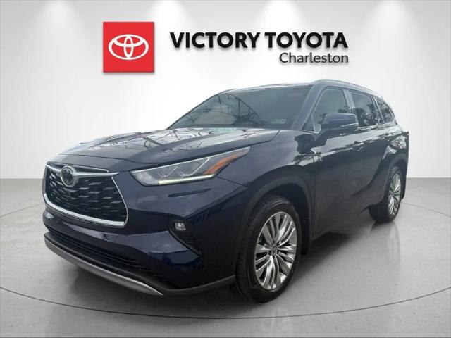 2026 Toyota Highlander Platinum for sale in Charleston, WV