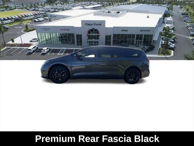 2021 Chrysler Pacifica Touring