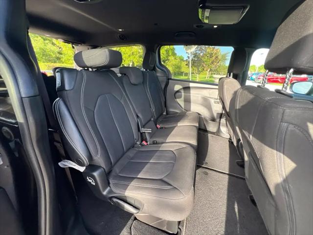 2021 Chrysler Pacifica Touring