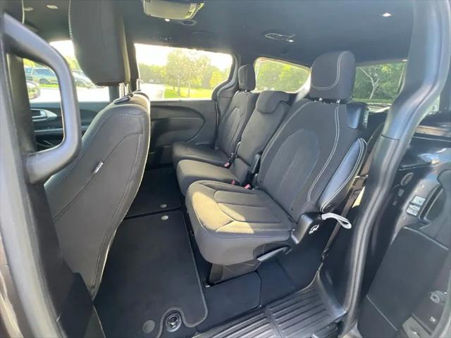 2021 Chrysler Pacifica Touring