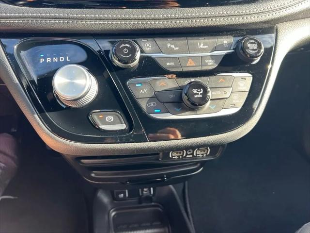 2021 Chrysler Pacifica Touring