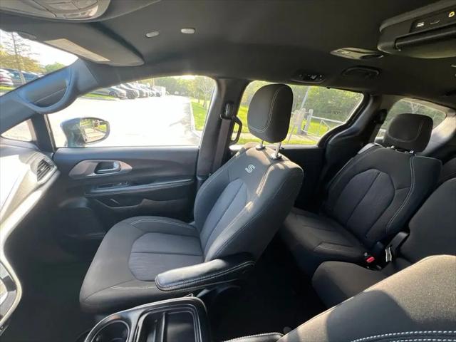 2021 Chrysler Pacifica Touring