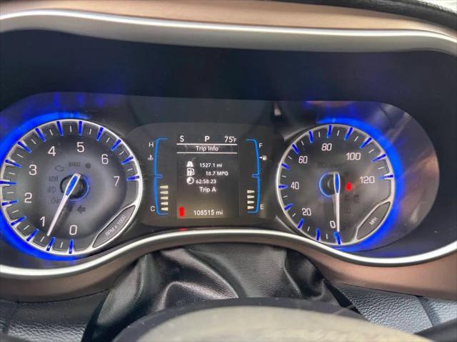 2017 Chrysler Pacifica Touring-L