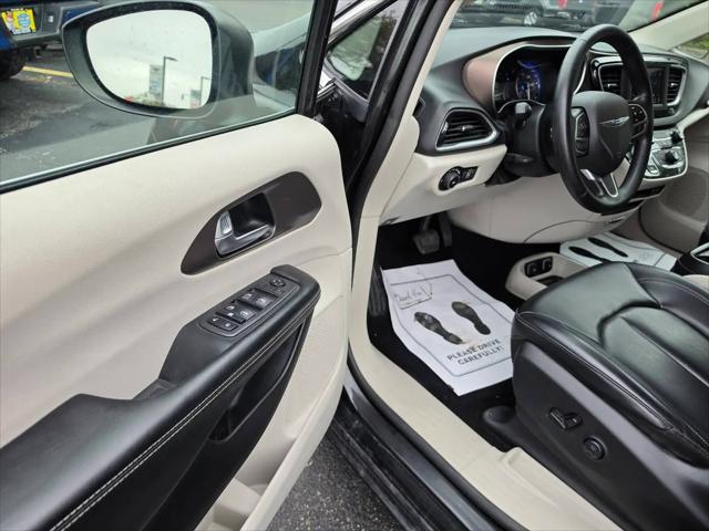 2020 Chrysler Voyager LXI