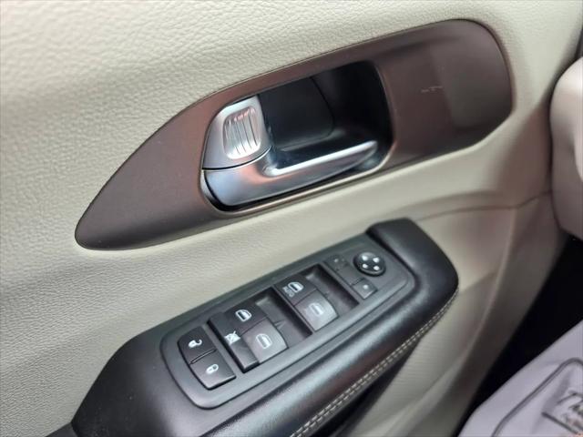2020 Chrysler Voyager LXI