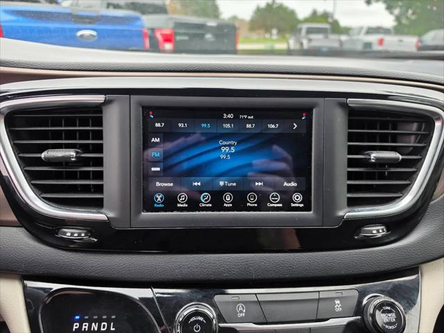 2020 Chrysler Voyager LXI