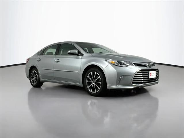 2018 Toyota Avalon XLE Premium for sale in Maplewood, MN