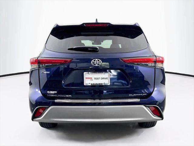 2023 Toyota Highlander Platinum