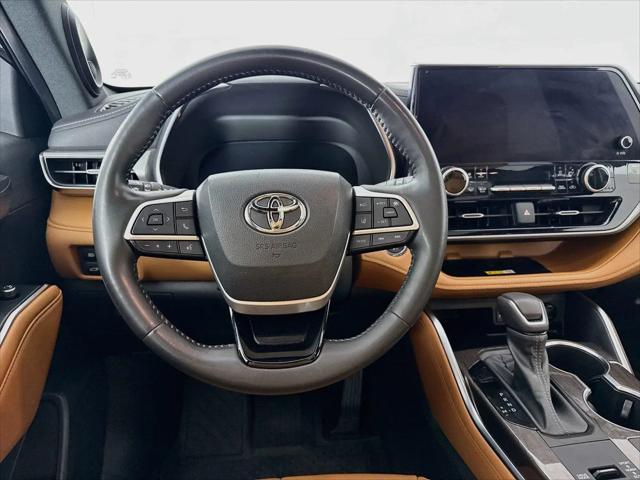 2023 Toyota Highlander Platinum