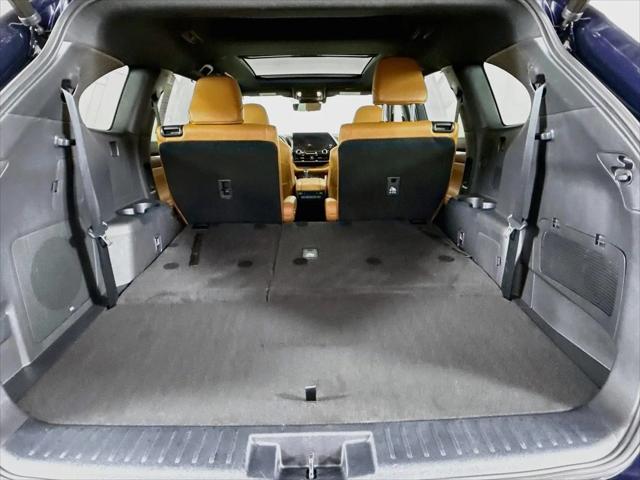 2023 Toyota Highlander Platinum